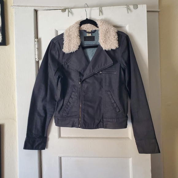 Levi's Jackets & Blazers - Levi's Dark Gray Jean Moto Jacket with Cream Fleece Collar
